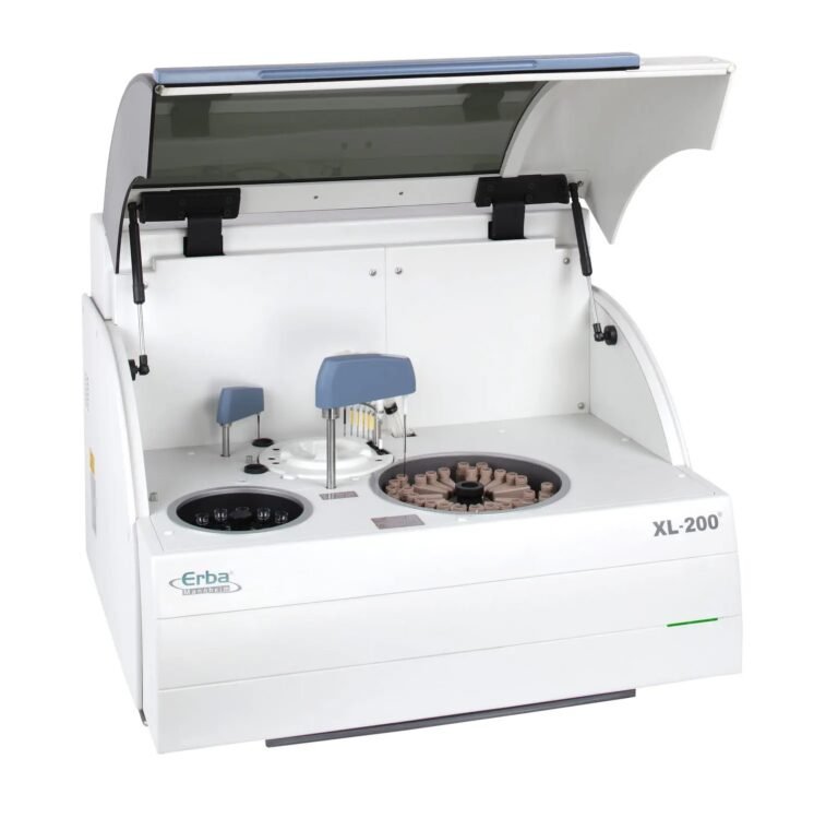 Fully Automatic Biochemical Analyser ERBA XL-200